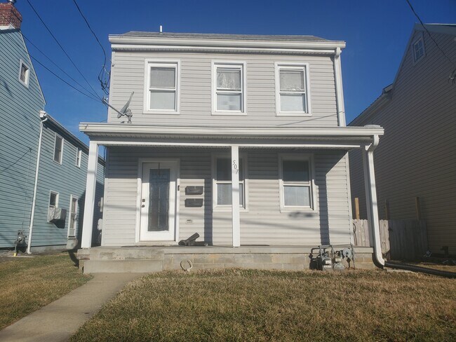 Primary Photo - 507 E Church St