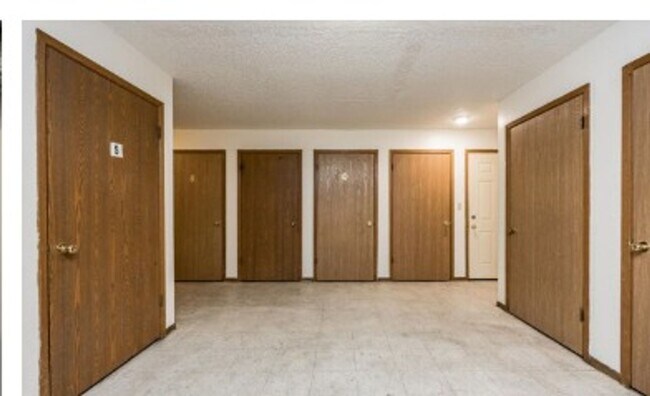 Interior Photo - Dodge Street Apartments