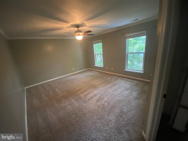 Building Photo - 23 Stoneridge Ct