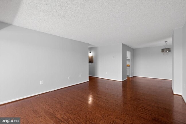 Building Photo - 200 N Pickett St