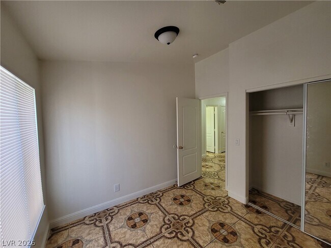 Building Photo - 4406 Cinema Ave