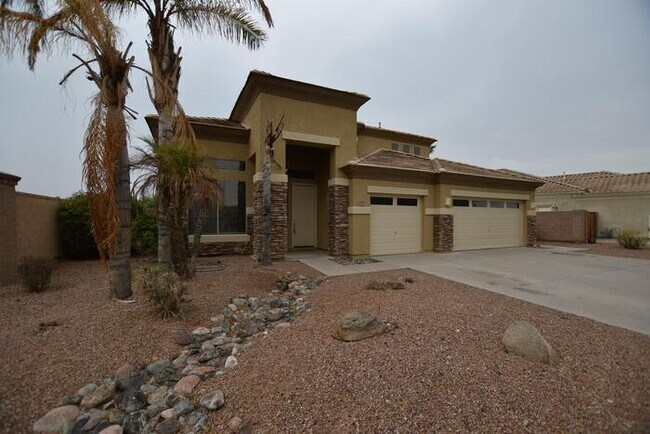 Building Photo - 1646 E Hawken Pl
