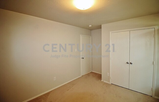 Building Photo - Adorable 3/2/2 in Mansfield ISD For Rent!