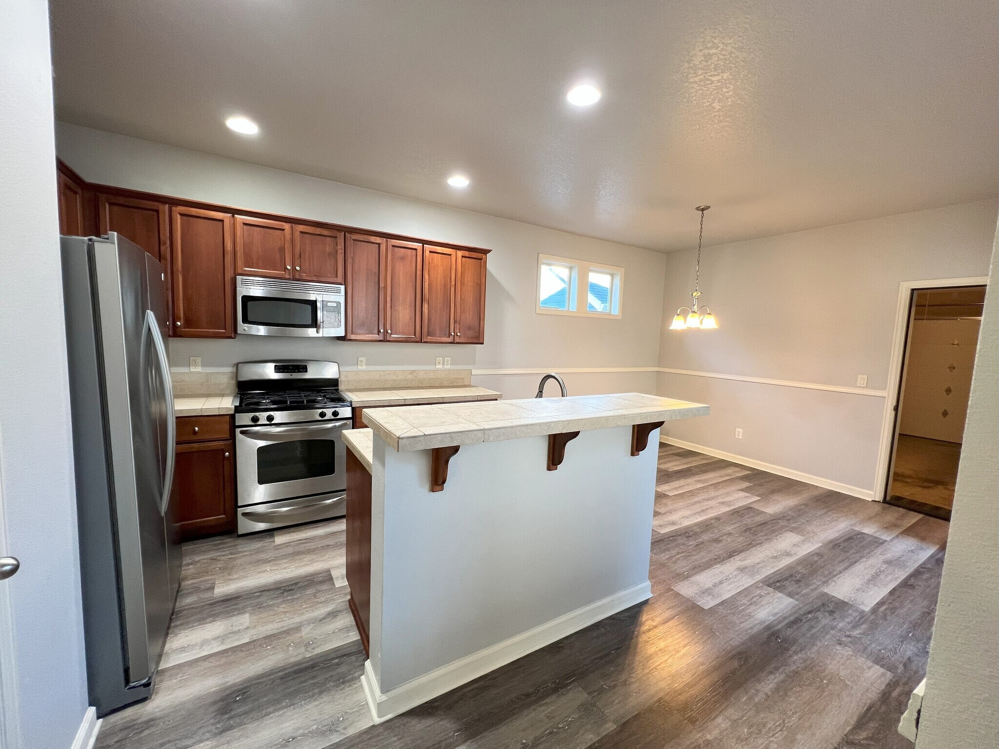 Building Photo - 3075 Flame Tree Ln NW