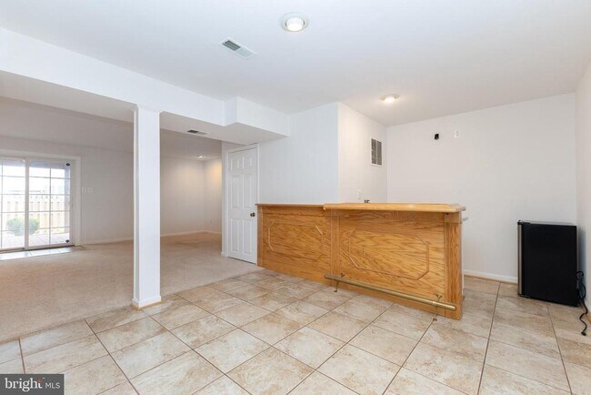 Building Photo - 6751 Jenny Leigh Ct