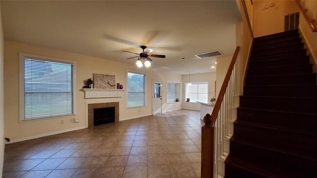 Building Photo - 14043 Fairwood Breeze