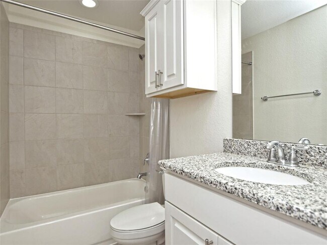 Building Photo - 9703 Bayshore Bend