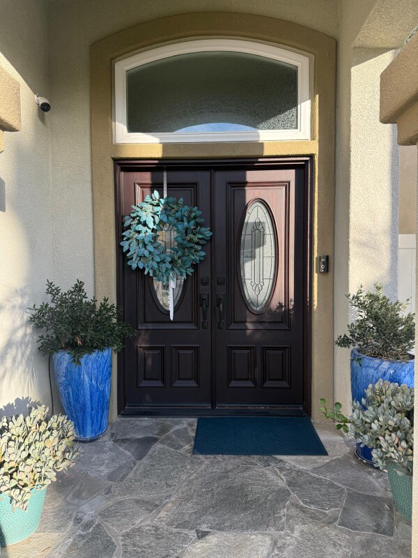 Building Photo - 6 Peacock Ct