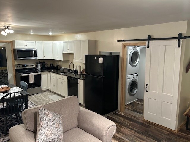 Building Photo - 120 Rocky Shore Dr