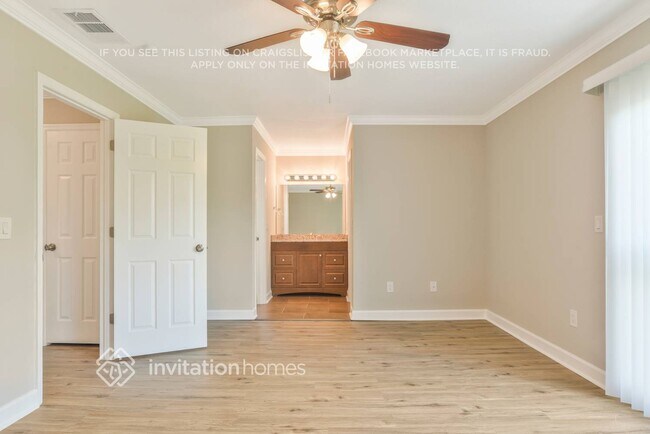 Building Photo - 1157 Chambord Ct