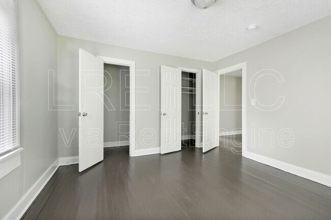 Building Photo - 5413 Distler Ln