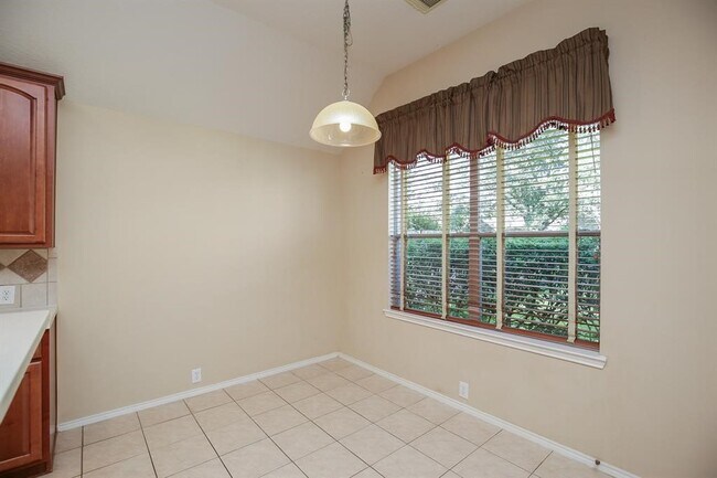 Building Photo - 20502 Pioneer Bend Ct