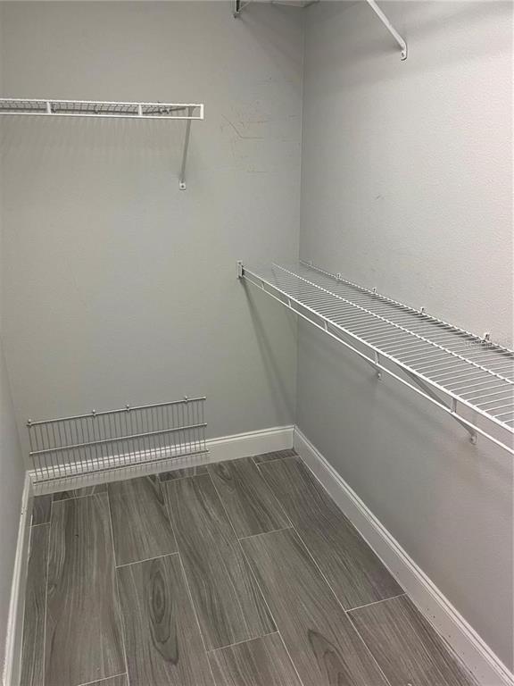 Building Photo - 3350 Countryside View Dr