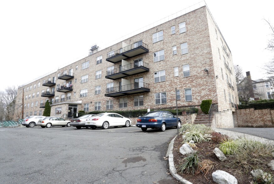 Concord Apartments 177 Irvington Ave South Orange NJ 07079