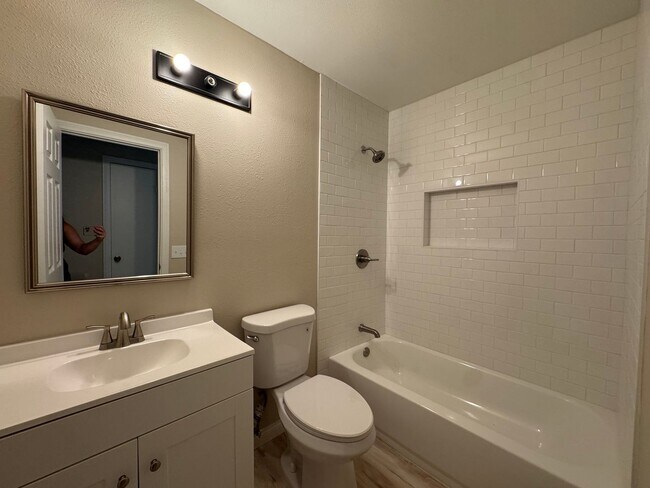Building Photo - 25060 Steiner Dr