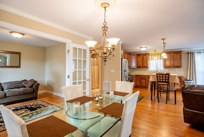 Building Photo - 88 Hyde St