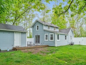 Building Photo - 36 Brackett Rd