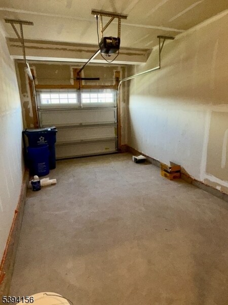 Building Photo - 8 Owen Ct