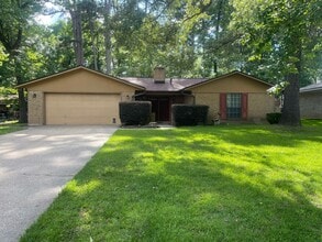 Building Photo - Dogwood Beauty in Haughton