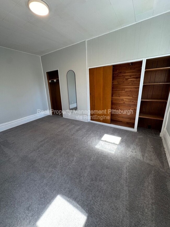 Building Photo - 1825 Rialto St