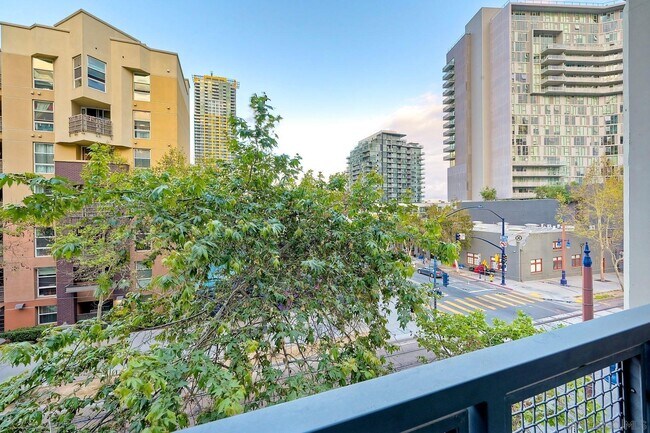 Building Photo - 1150 J St