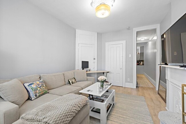 Building Photo - 114 Washington St