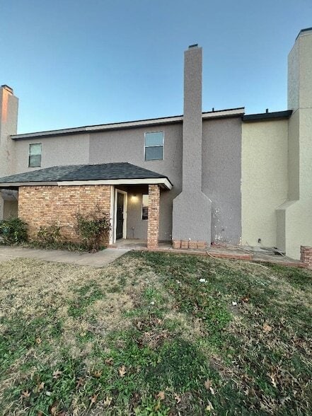 Building Photo - 8639 Knoxville Dr