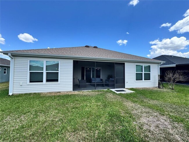 Building Photo - 5822 Roudell Wy