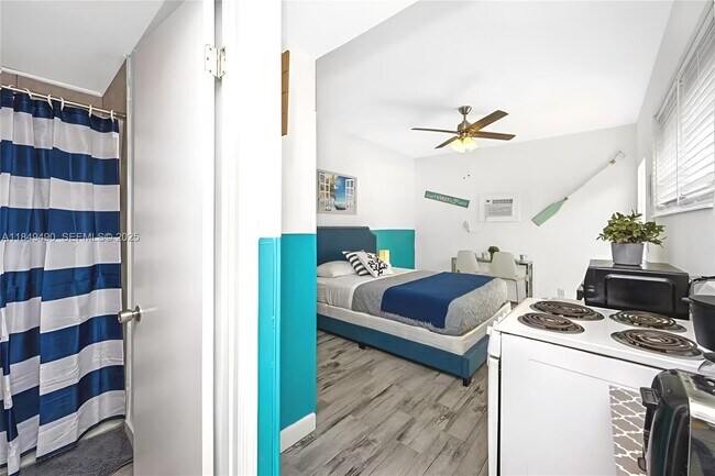 Building Photo - 1626 Fletcher St