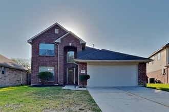Building Photo - 18114 Stone Trail Manor Dr