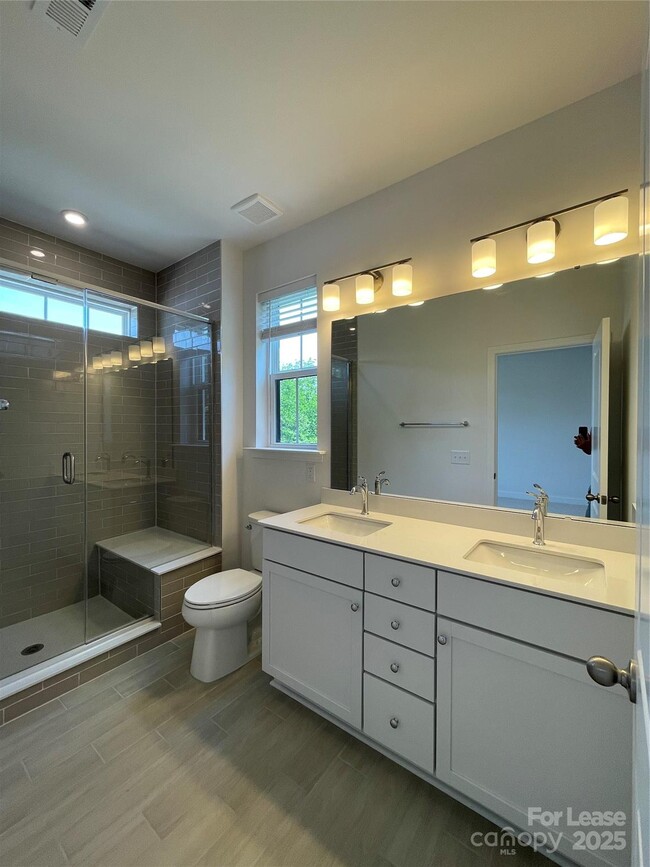 Building Photo - 5005 Layman Dr