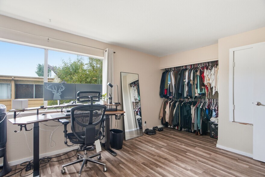 Building Photo - 4630 N 68th St