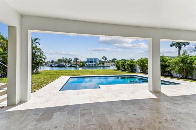 Building Photo - 3 Treasure Ln