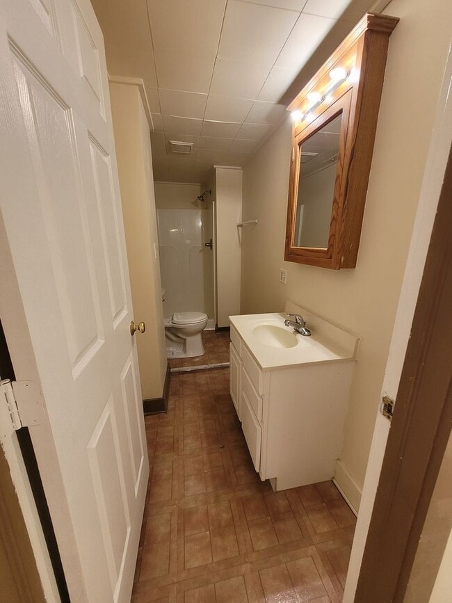 Building Photo - 52-54 East Chestnut Street