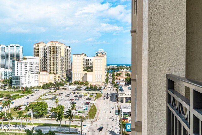 Building Photo - 550 Okeechobee Blvd