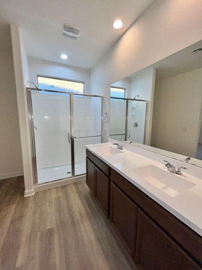 Building Photo - Single level, 4Bedrooms/3Bath TollBrother ...