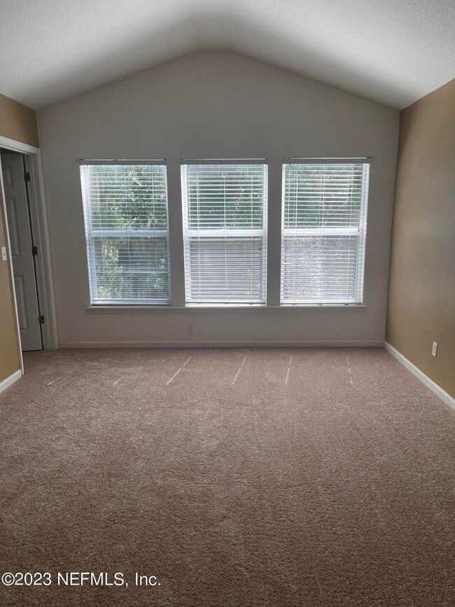 Building Photo - 8426 Drayton Park Dr