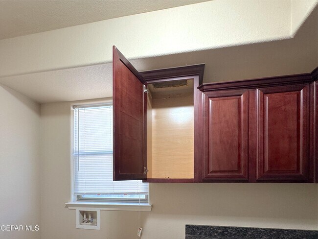 Building Photo - 413 Claiborne St