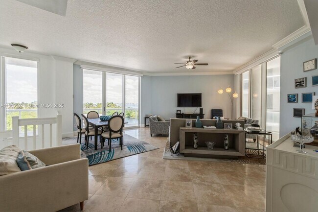Building Photo - 4600 N Ocean Dr