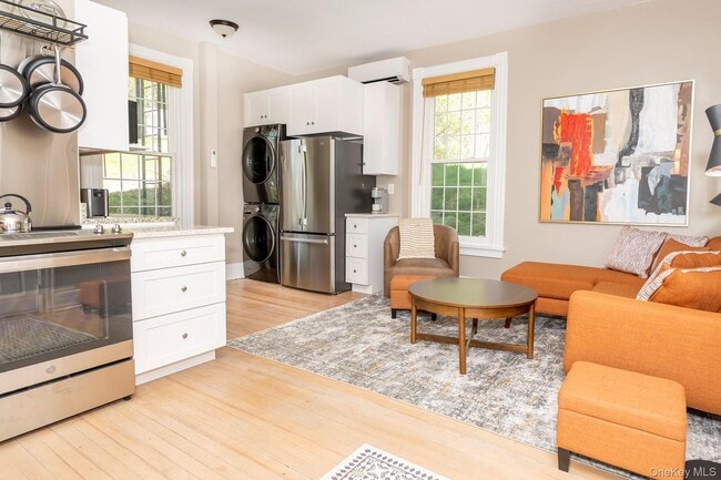 Building Photo - 3212 Franklin Ave