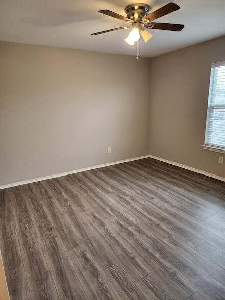Building Photo - 4028 Thoroughbred Trail