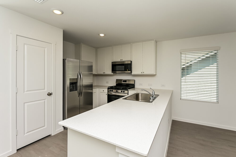 Building Photo - 10721 Revolver Dr