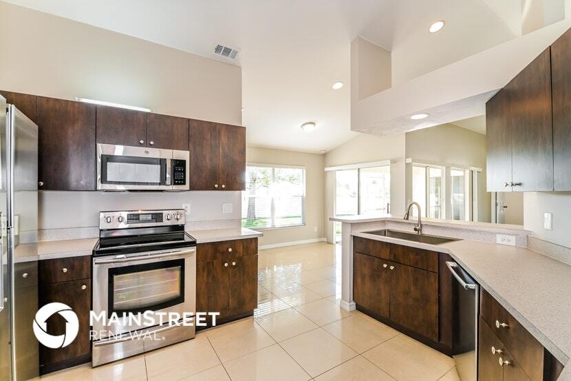 Building Photo - 1425 SW 6th Pl