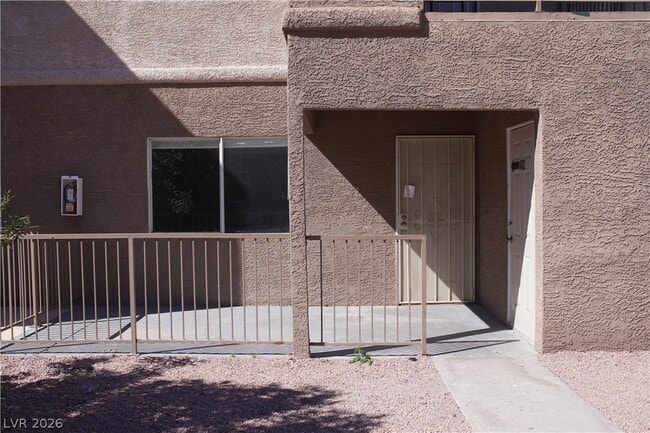 Building Photo - 1662 N Lamont St