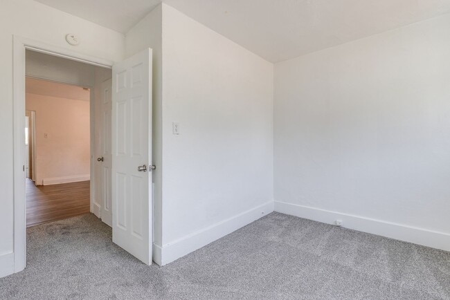 Building Photo - Available JULY 2026 - Spacious 3 Bedroom, 1.5 Bath w/ City Views!