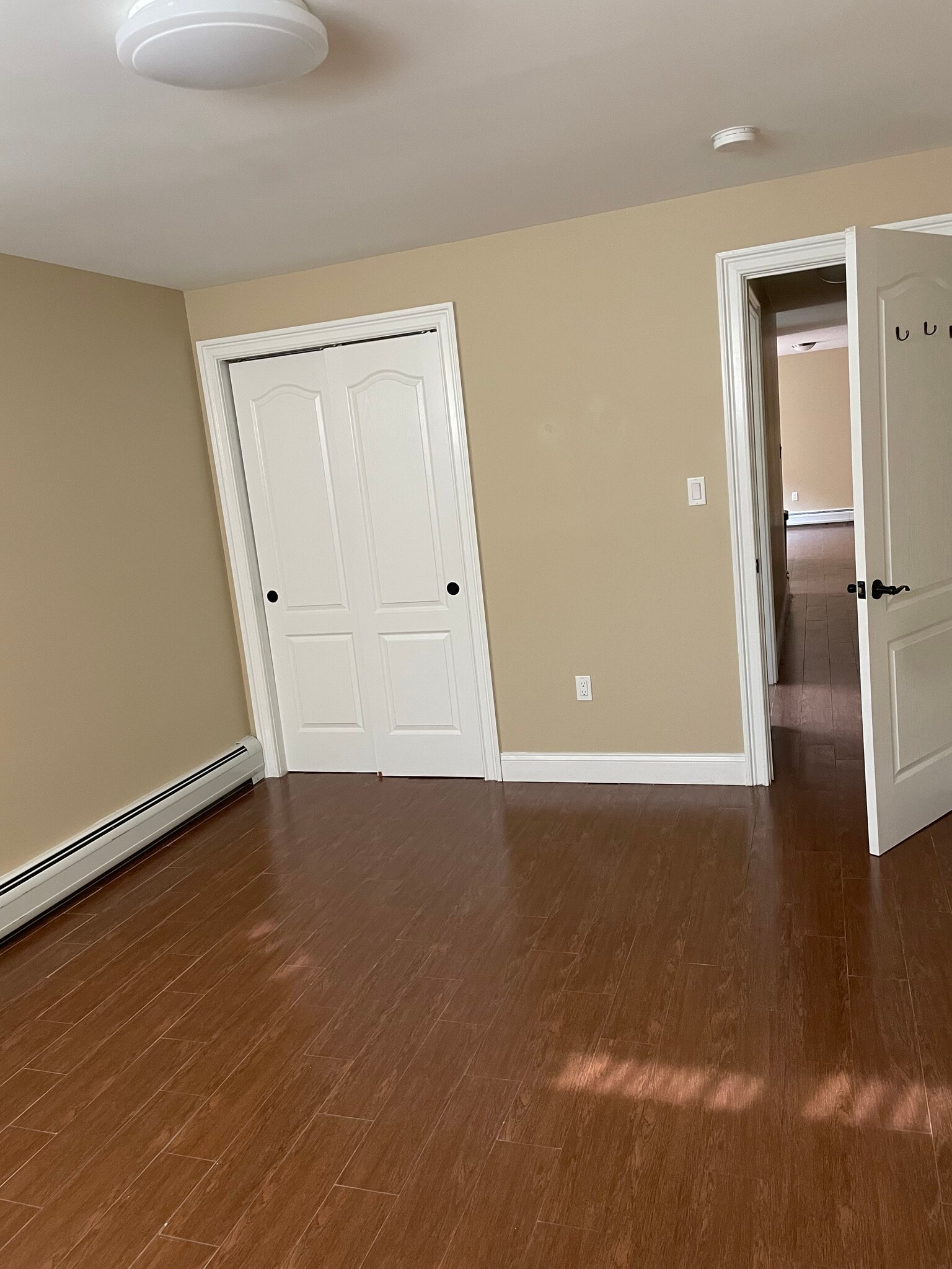 Master Bedroom - 69 Parkwood Ave