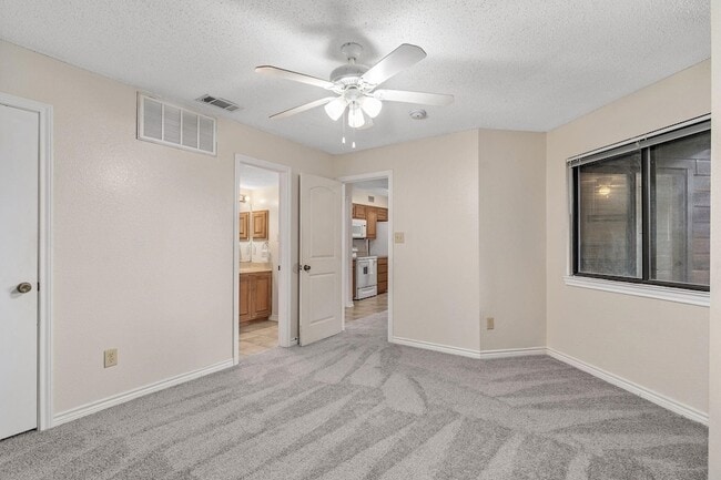 Building Photo - 1712 Baird Farm Cir