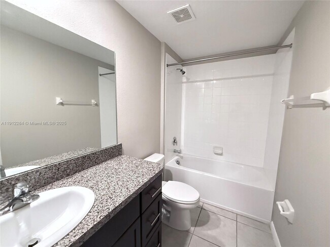 Building Photo - 39889 Harmon Grove Ct