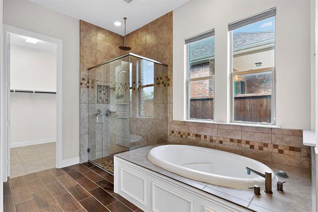 Building Photo - 6533 Mandalay Ct