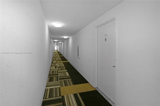 Building Photo - 816 NW 11th St